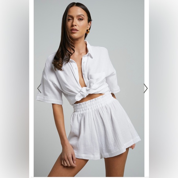 White linen set from showpo - Picture 2 of 5